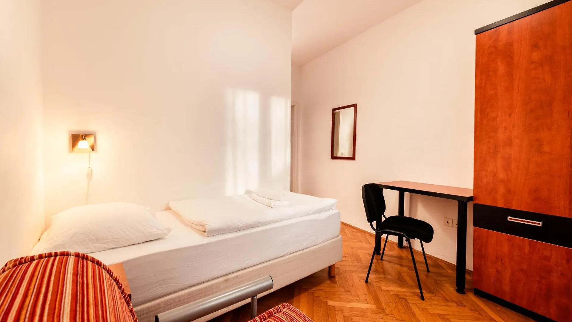 Penzion Pod Lipo Ljubljana 2*,  Slovenien